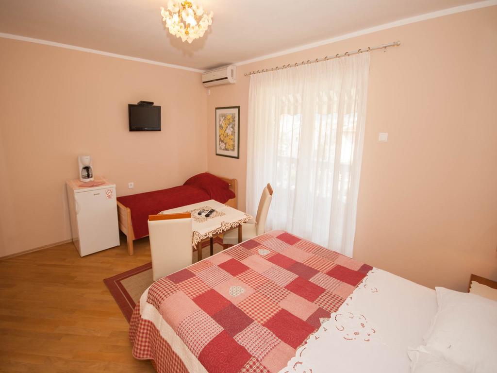 Rooms Nadica Baška Eksteriør billede